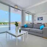 Sea Point Luxury Private Pool Walk To 3 - 5 Bdr In 1 Vila *