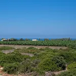 Vila Sea Point Luxury Private Pool Walk To 3 - 5 Bdr In 1 Coral Bay