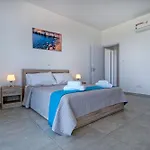 Sea Point Luxury Private Pool Walk To 3 - 5 Bdr In 1