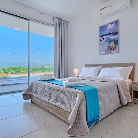 Sea Point Luxury Private Pool Walk To 3 - 5 Bdr In 1 Villa
