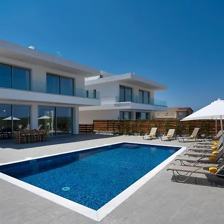 Sea Point Luxury Private Pool Walk To 3 - 5 Bdr In 1 * Coral Bay