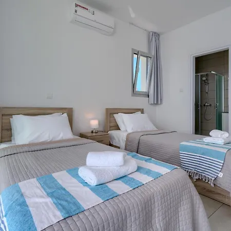 Sea Point Luxury Private Pool Walk To 3 - 5 Bdr In 1 Villa Coral Bay