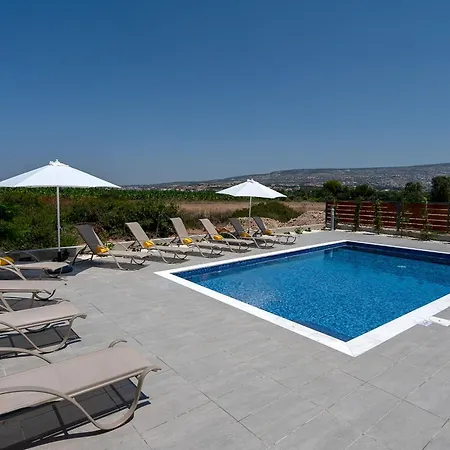 Villa Sea Point Luxury Private Pool Walk To 3 - 5 Bdr In 1 *