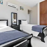 Sea Point Villas Coral Bay Luxury Private Pool Villas Walk To Beach 3 - 5 Bdr In 1 Resort Villa Korall-öböl