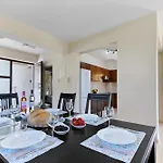 Sea Point Villas Coral Bay Luxury Private Pool Villas Walk To Beach 3 - 5 Bdr In 1 Resort Korall-öböl