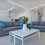 Sea Point Luxury Private Pool Walk To 3 - 5 Bdr In 1