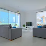 Villa Sea Point Villas Coral Bay Luxury Private Pool Villas Walk To Beach 3 - 5 Bdr In 1 Resort *