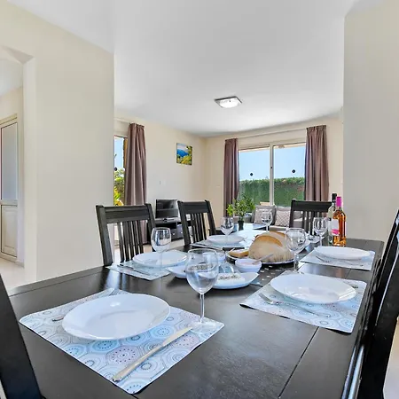 Sea Point Willa Coral Bay