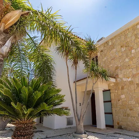 Sea Point Villas Luxury Villas With Private Pools In Coral Bay *