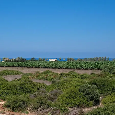 Вилла Sea Point Luxury With Private Pools In Корал-Бэй