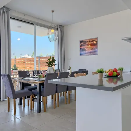 Sea Point Luxury Private Pool Walk To 3 - 5 Bdr In 1 * Coral Bay