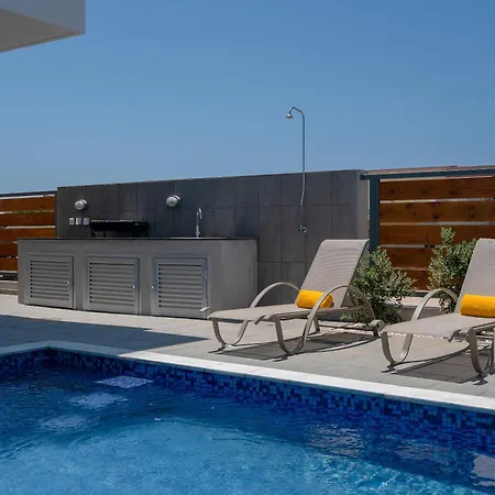 Sea Point Luxury Private Pool Walk To 3 - 5 Bdr In 1 *