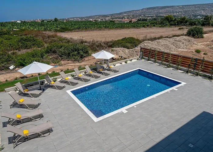Villa Sea Point Private Pool Near 3 And 5 Bedrooms In 1 Complex *