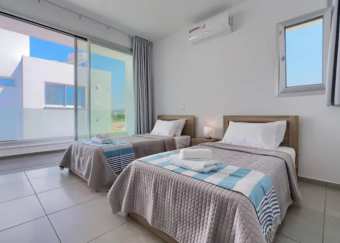 Sea Point * Coral Bay